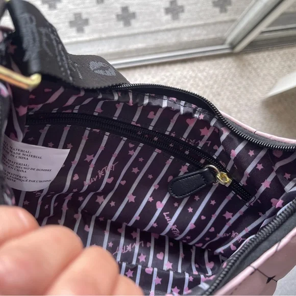 Betsey Johnson NWOT Cutest Shoulder/crossbody Purse - Picture 6 of 6